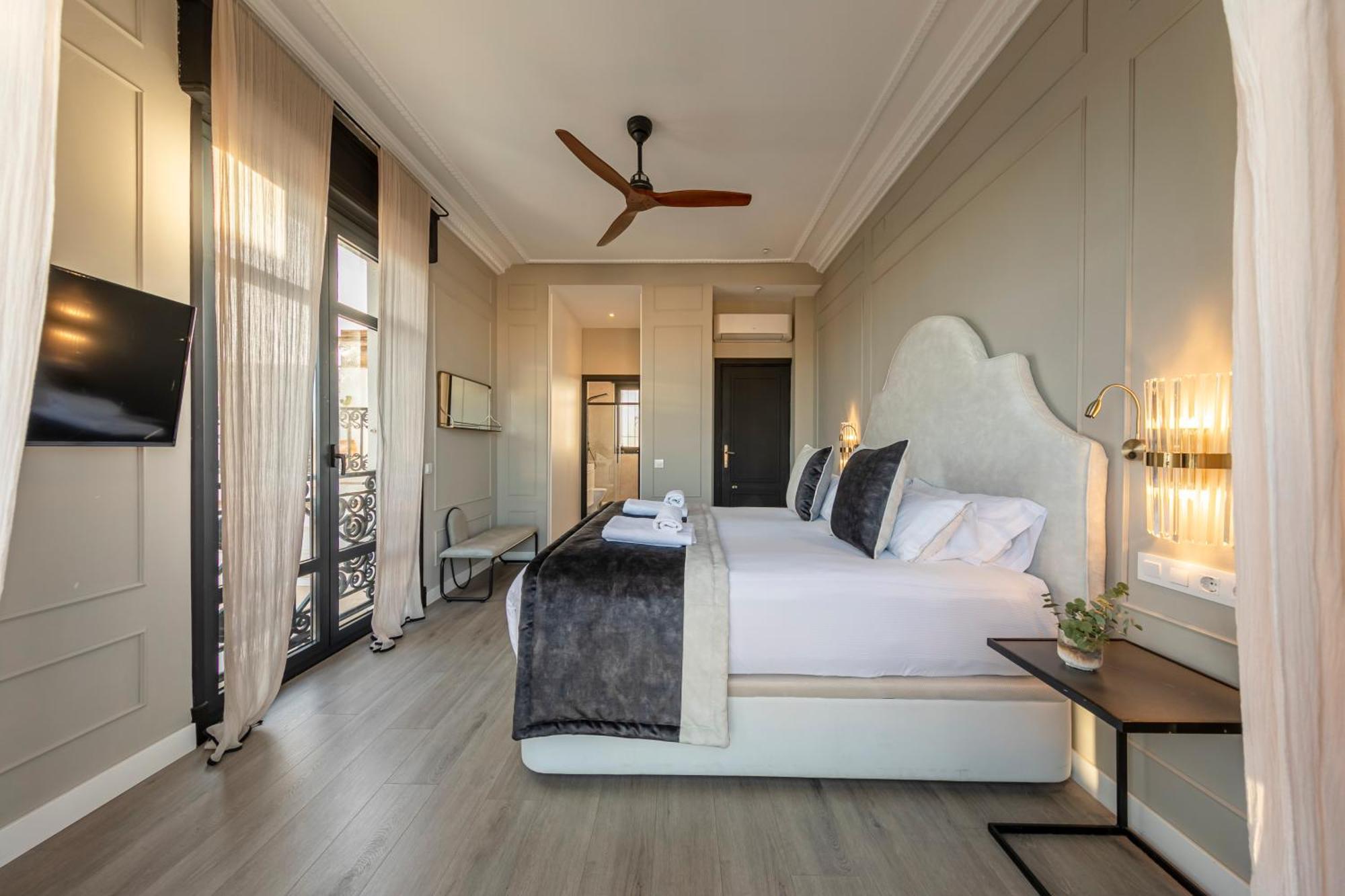 Isg Apartments Modern Atticpool At The Cathedralfree Parking Sevilla Exterior foto
